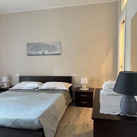 Casa Erminia Apartment Caserta Luaran gambar